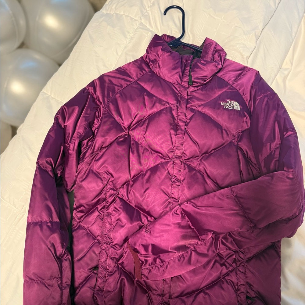 The North Face Women's Magenta Puffer Jacket